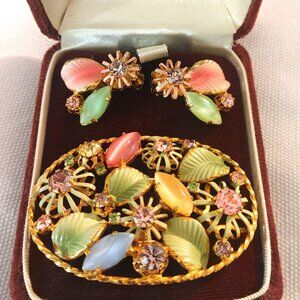 Austria Gold-Tone Rhinestone Floral Brooch Clip On Earrings Set Vintage Stamped
